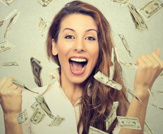 Britisk teenager brugte sin 150 millioner lottogevinst på et par år!